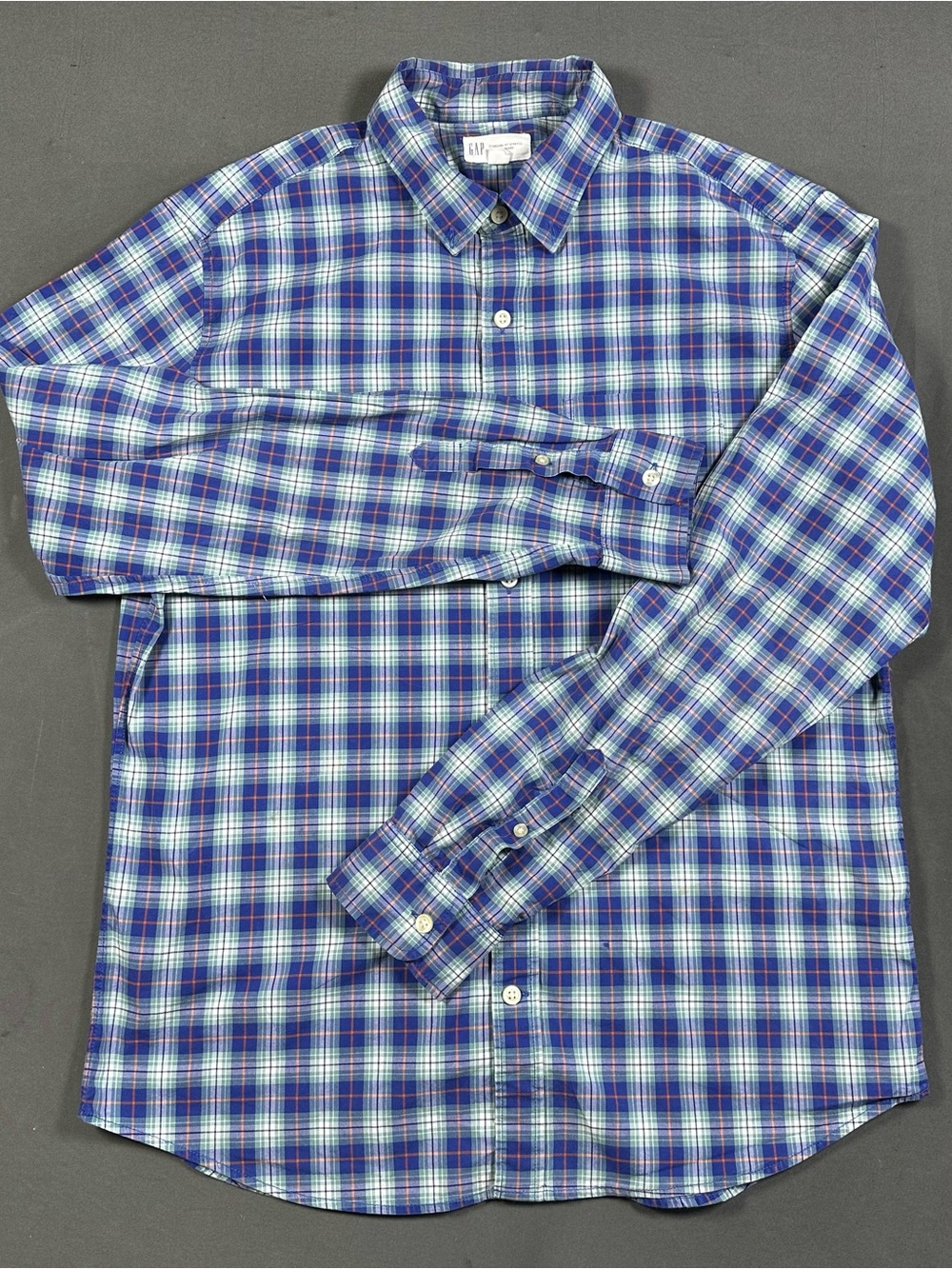 GAP Men's Medium Standard Fit Long Sleeve Plaid Button Down Shirt Blue - Picture 3 of 12